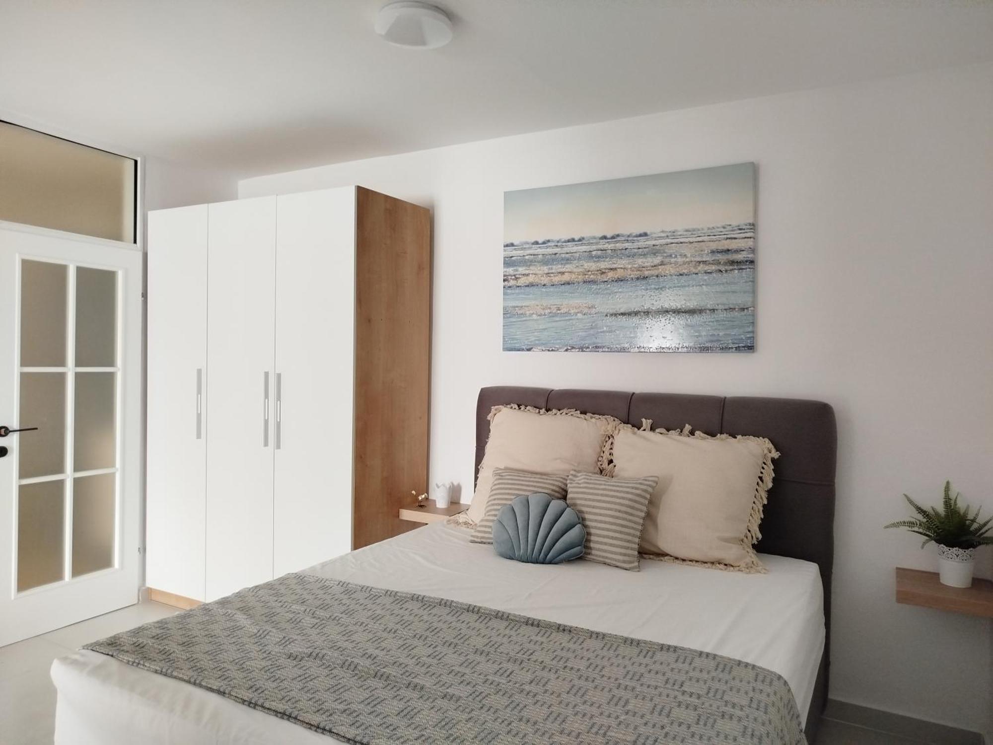 Apartman Iva Новаля Екстер'єр фото
